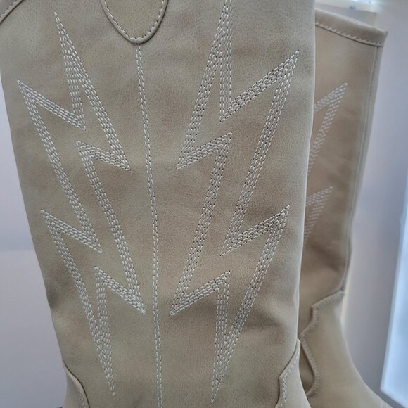 Dirty Laundry Natural Boots Women's 6 Josea Western Pointed Toe Cowboy Boot NWOB - Picture 7 of 7